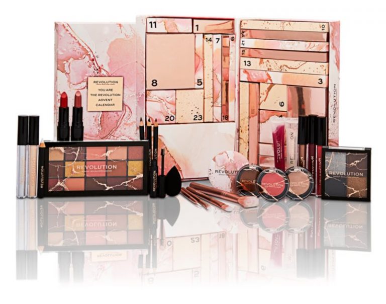 makeup-revolution-advent-calendar-2021-calendar-de-craciun-2